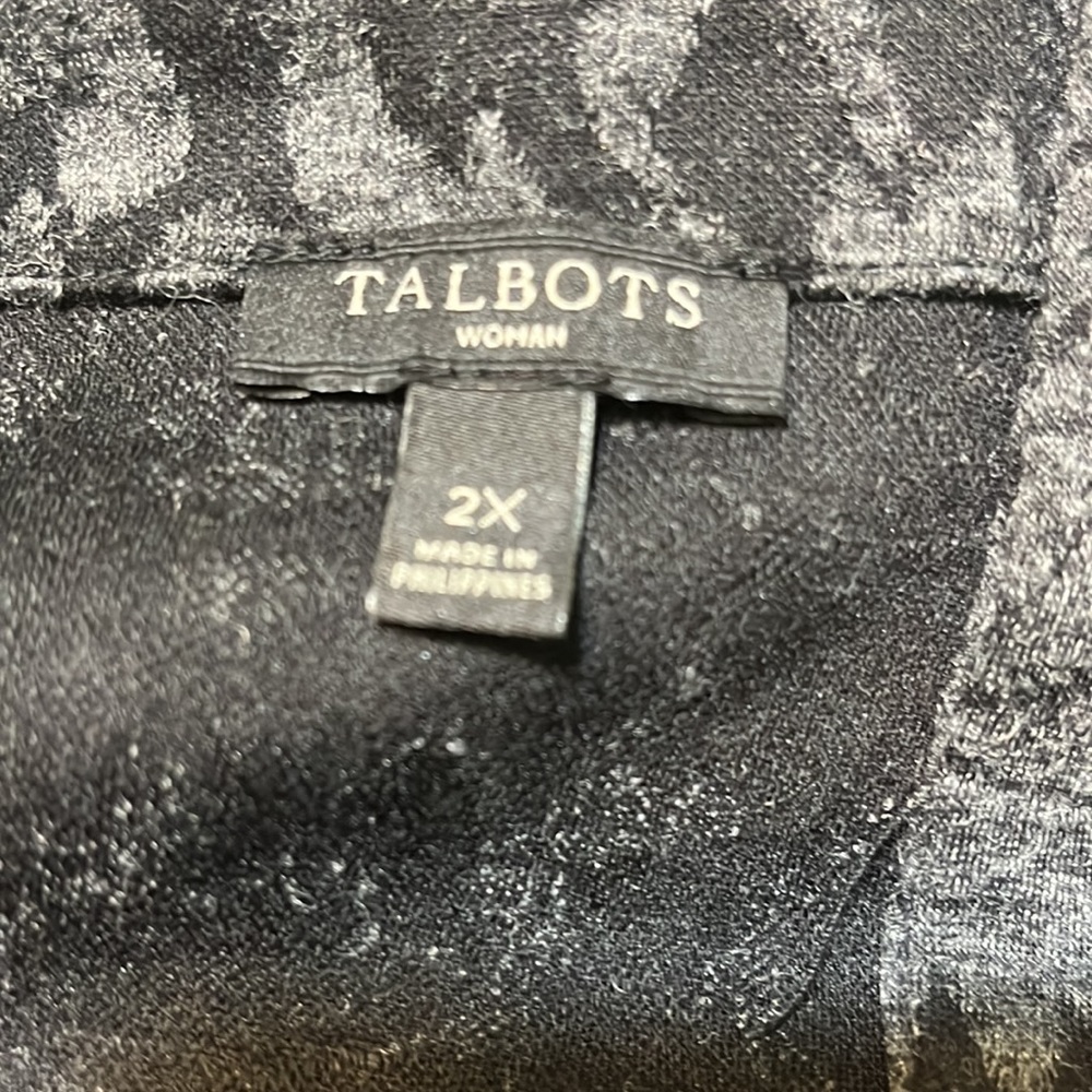 Talbots Textured Floral Top - Picture 5 of 6